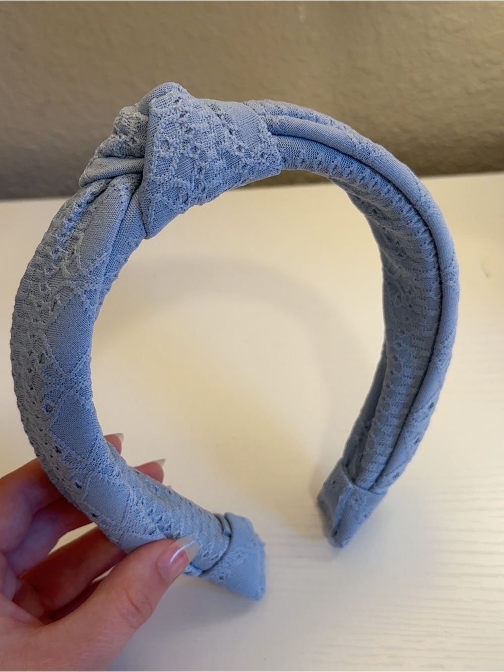 Light Blue Lace Knotted Headband - Women's Accessory